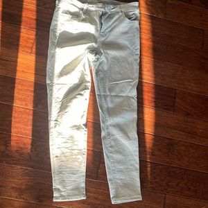 American Eagle.  Size 12.